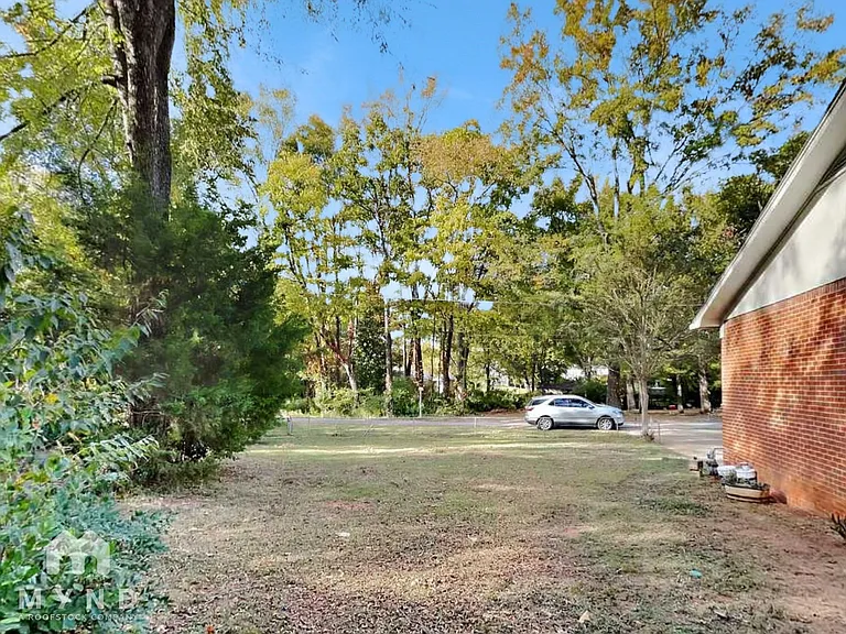 713 Kingman Rd — Photo 17