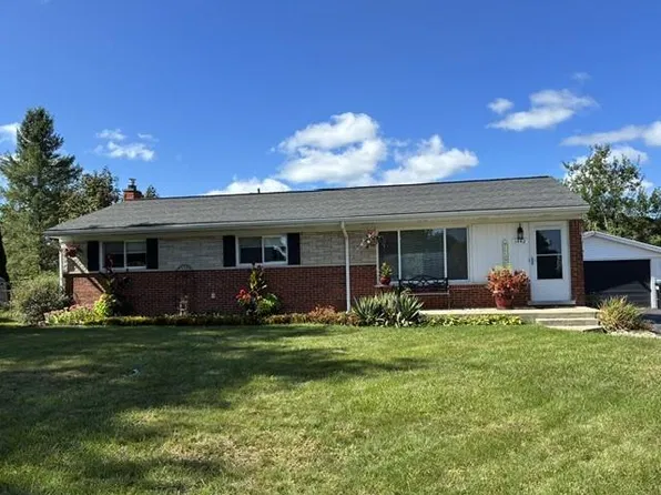 1442 Foreland Dr, Oxford, MI 48371