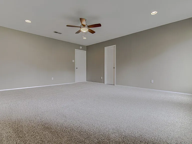 12430 Wycliff Ln — Photo 25