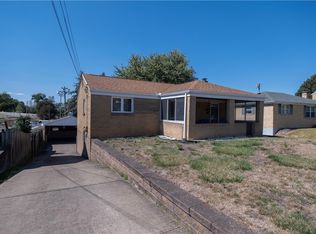 1190 Cascade Dr, Homestead, PA