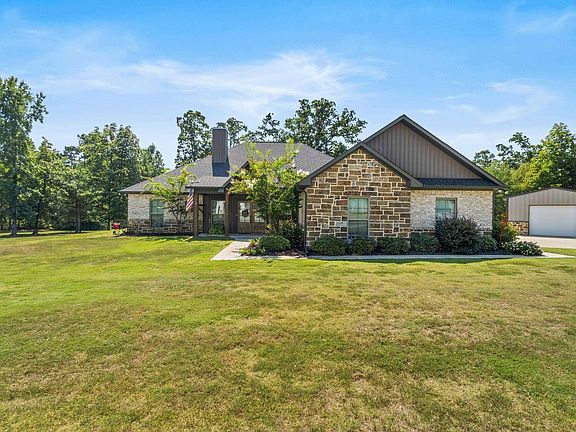 2nd image of 75 Sandy Rdg