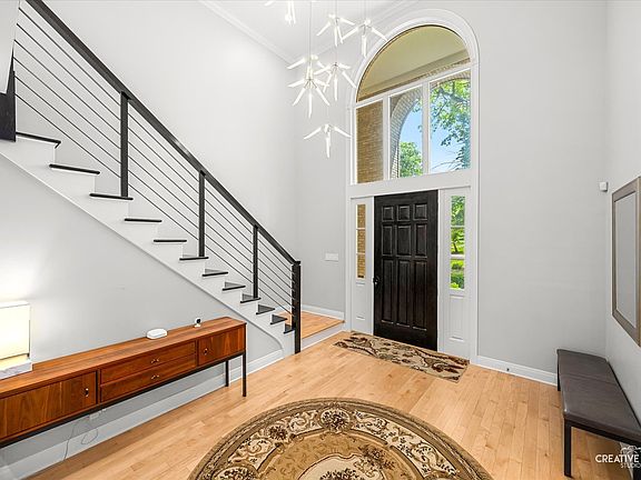 4th image of 63 Muirfield Cir