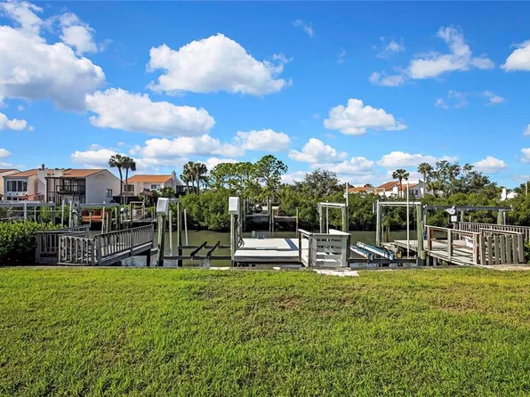 4354 Outrigger Ln, Tampa, FL 33615