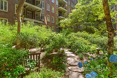 Rented by (Legacy) Elegran