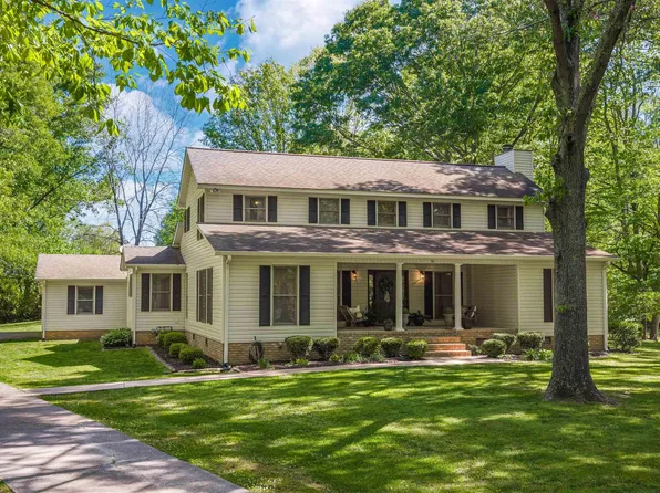 71 County Road 717, Valley Head, AL 35989