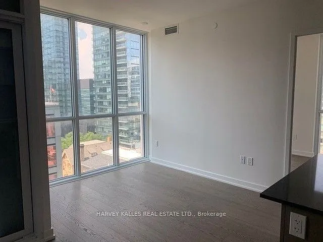 1 Yorkville Ave #705 — Photo 22