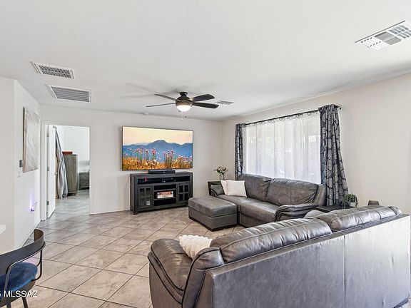 5th image of 14212 E Vardo Dr
