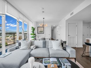 8160 McMyn Way #1301, Richmond, BC V6X 0V2