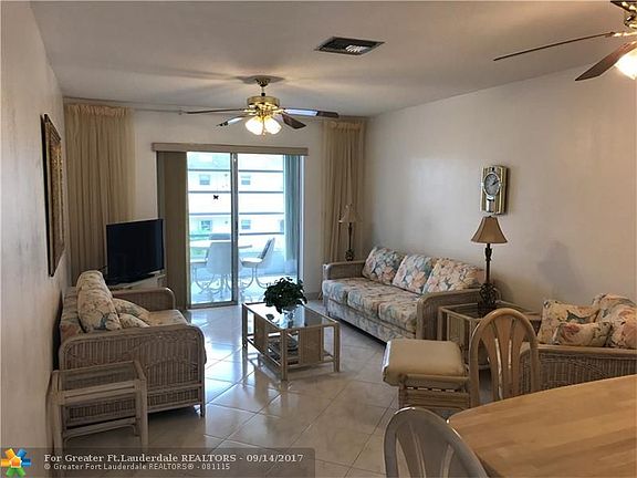 2nd image of 2222 NE 1st Way APT 203