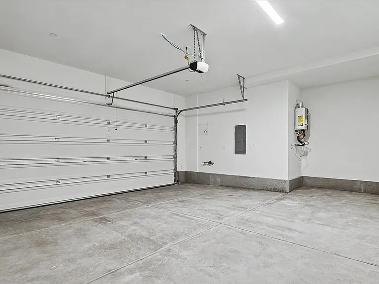 72 Hornbeck Ln — Photo 24