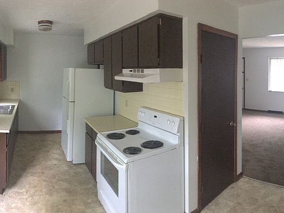4th image of 1781 Cromwell Dr APT 9