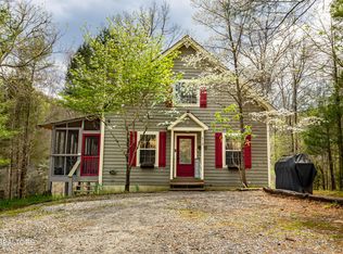 516 Clearwater Cir, Townsend, TN 37882