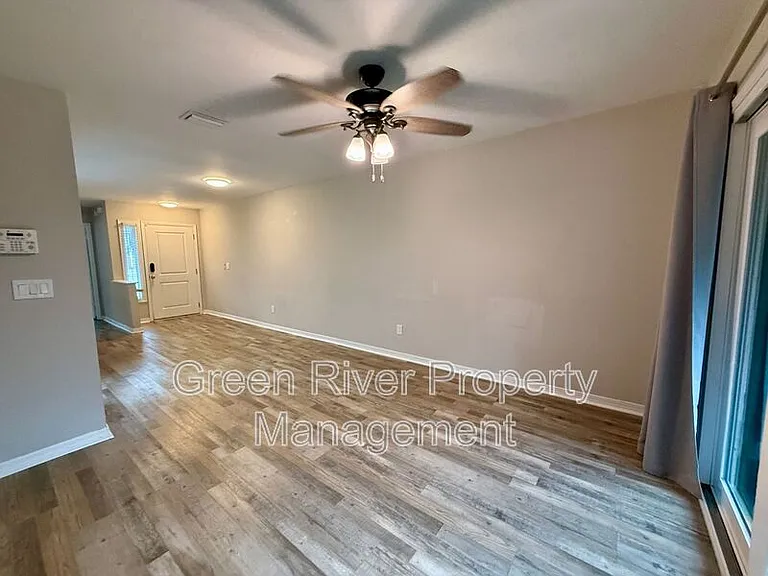 7665 Jana Ln S — Photo 9