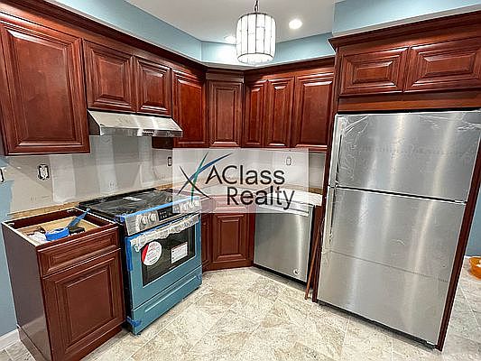 1st image of 20-61 36th St #1R