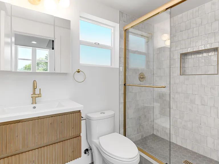 3010 Suncrest Dr #C — Photo 5