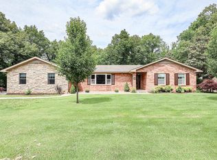 711 Springwell Ln, Paducah, KY 42001