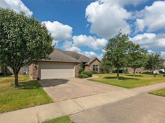 3rd image of 4004 Reatta Ln
