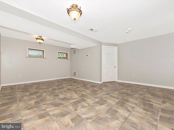 5th image of 7308 Brangels Rd
