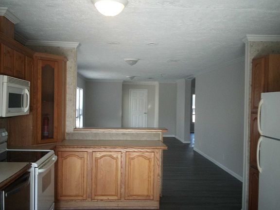 2nd image of 204 Franklin Ave