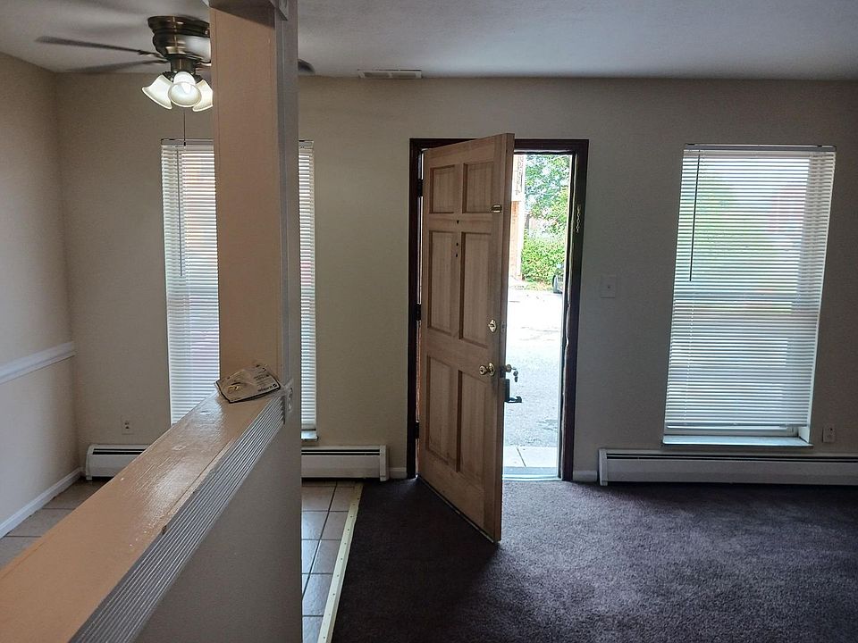 Holly Apts 32103216 Chinquapin Ln Louisville KY Zillow