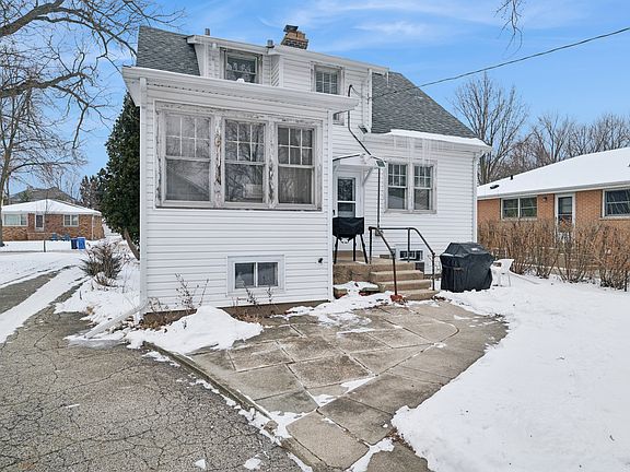 3rd image of 1202 Taylor Ave
