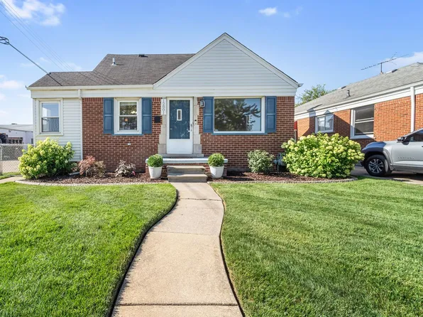 12801 Birrell St, Southgate, MI 48195