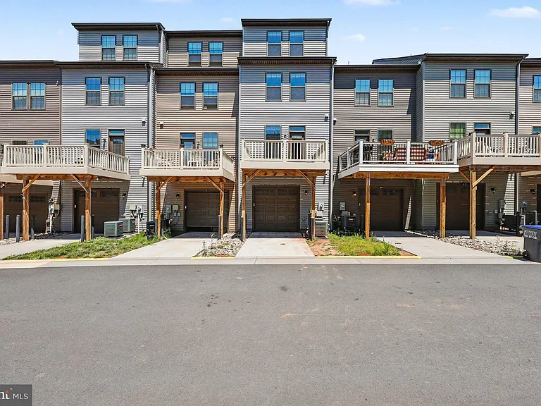 2616 Velocity Rd — Photo 24