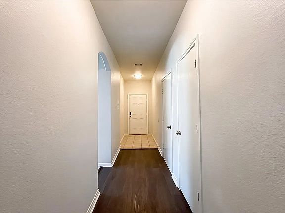 3rd image of 1604 Katydid Ct