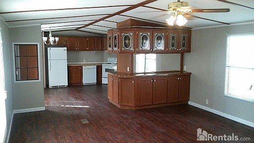 2nd image of 2501 Miss Ellie Dr