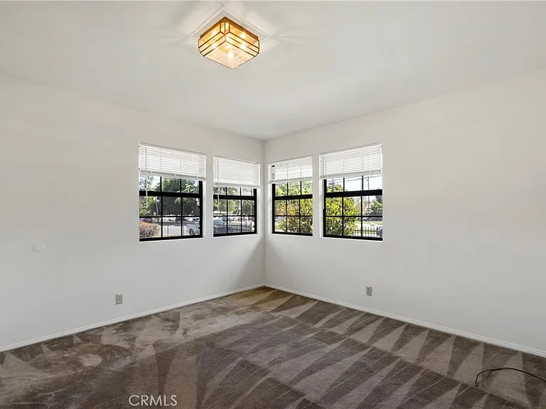 8331 Grand Ave — Photo 10