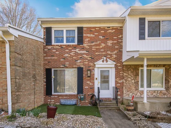 2029 Carlile Dr, Uniontown, OH 44685