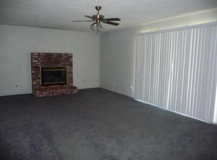 1527 Lark St, Hanford, CA