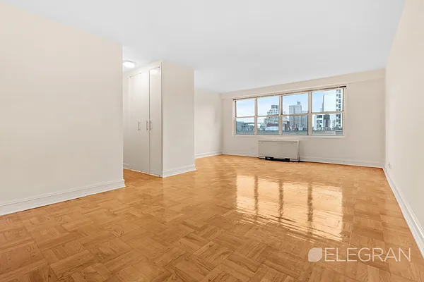 Rented by (Legacy) Elegran | media 5