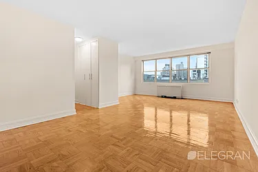 Rented by (Legacy) Elegran