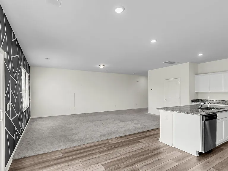 424 Pender Woods Dr — Photo 13