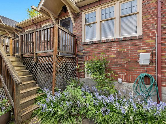 5th image of 2308 Minor Ave E #124567422