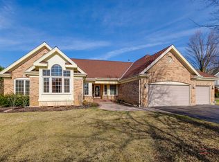 559 Coventry Ln, Buffalo Grove, IL 60089