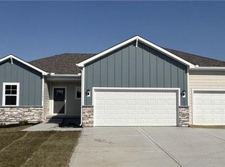 17815 Houston St, Gardner, KS 66030