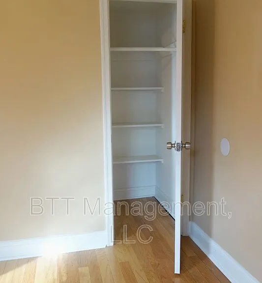 8105 Greenwood Ave #E — Photo 15