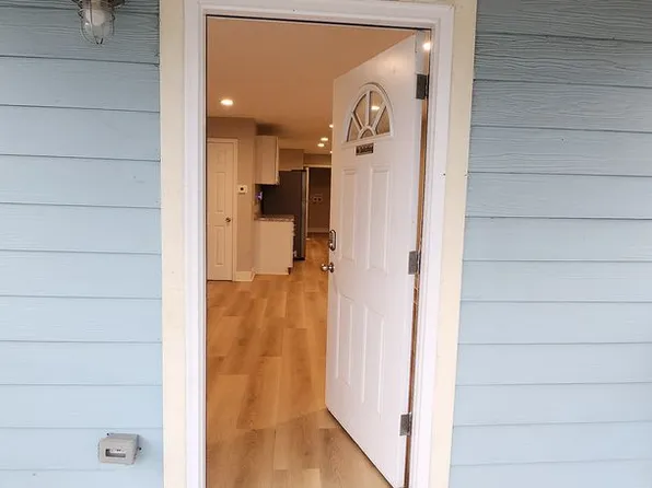 4630 Farrington Ave, Indianapolis, IN 46201