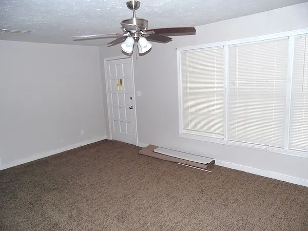 Building Photo - 1816 Glenwick Dr