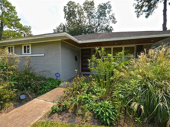 3rd image of 5415 Poinciana Dr