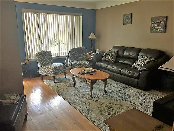 2nd image of 4702 Groveland Ave