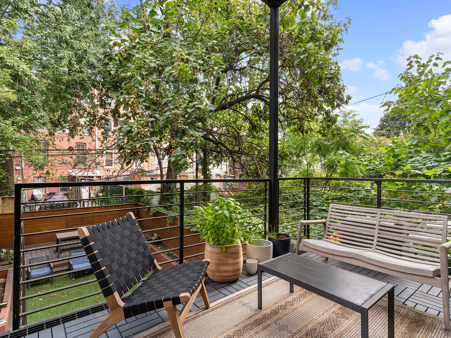 387 Madison Street — Photo 4