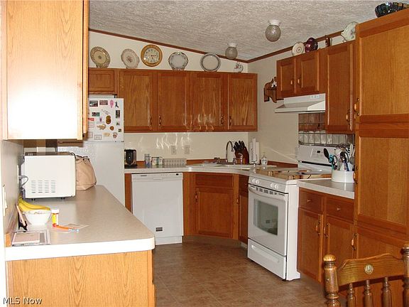 3rd image of 1268B S Lincoln Ave