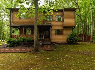 198 Peters Dr, Forest, VA 24551