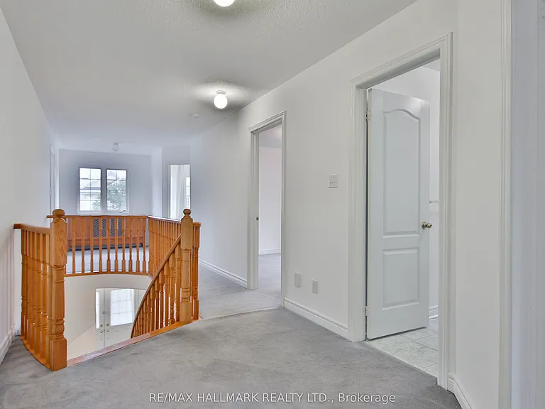 15 Briarglen Rd — Photo 24