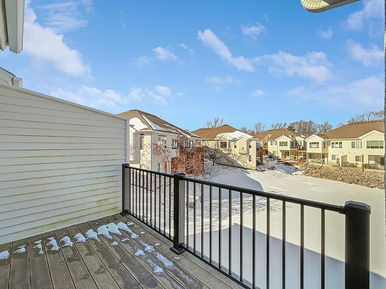 7950 Victoria Way — Photo 44