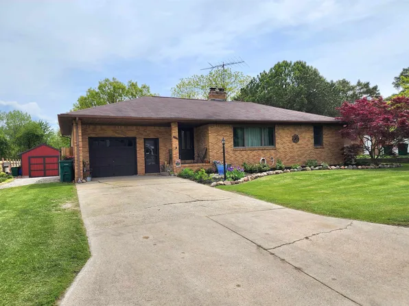 712 Frost Dr, Bay City, MI 48706