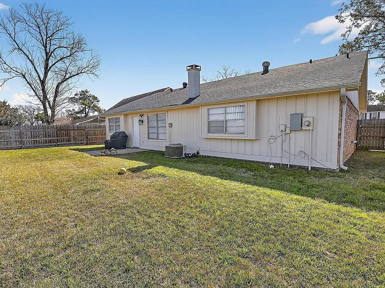 9514 Marblemount Dr — Photo 20